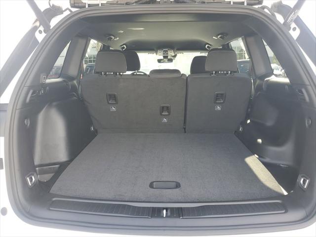 2025 Jeep Grand Cherokee Laredo 4x2
