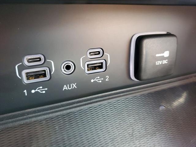 2025 Jeep Grand Cherokee Laredo 4x2