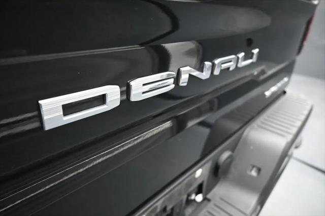 2023 GMC Sierra 1500 4WD Crew Cab Short Box Denali