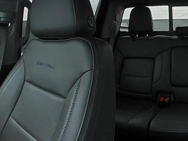 2023 GMC Sierra 1500 4WD Crew Cab Short Box Denali