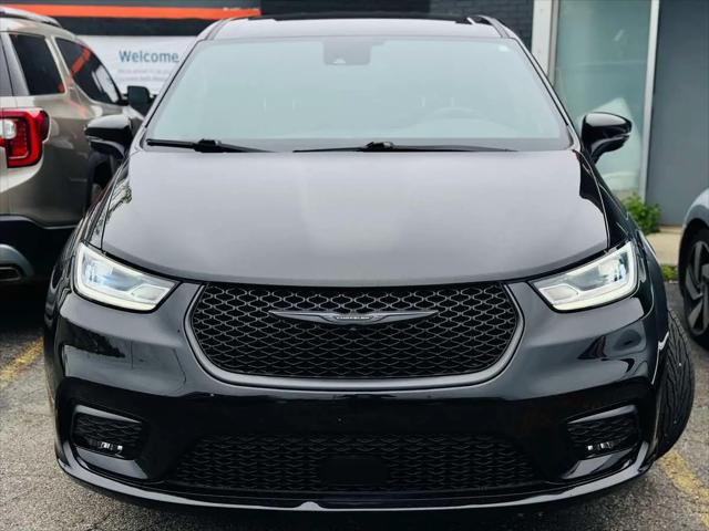 2022 Chrysler Pacifica Hybrid Touring L