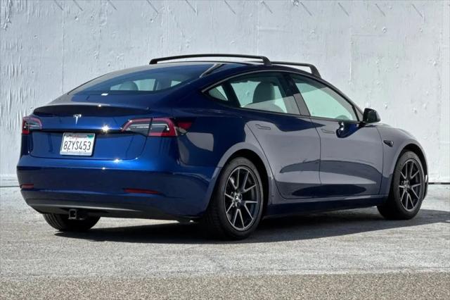2022 Tesla Model 3 Rear-Wheel Drive