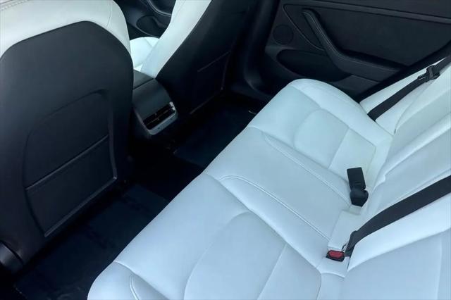 2022 Tesla Model 3 Rear-Wheel Drive