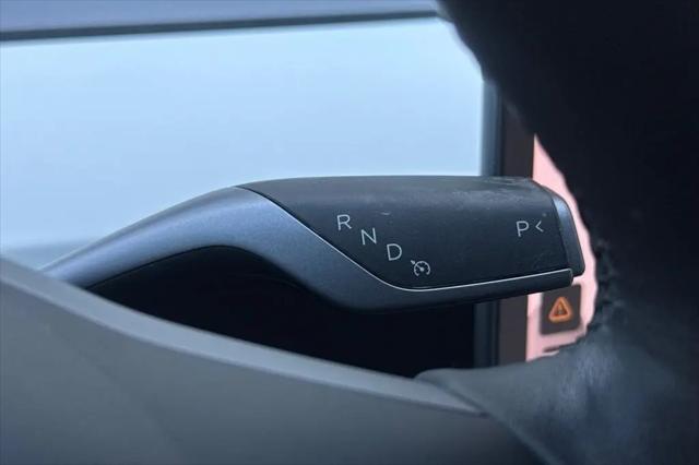 2022 Tesla Model 3 Rear-Wheel Drive