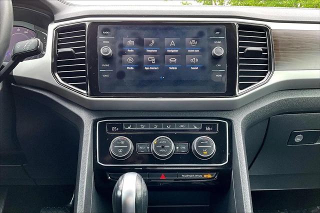 2023 Volkswagen Atlas 3.6L V6 SE w/Technology