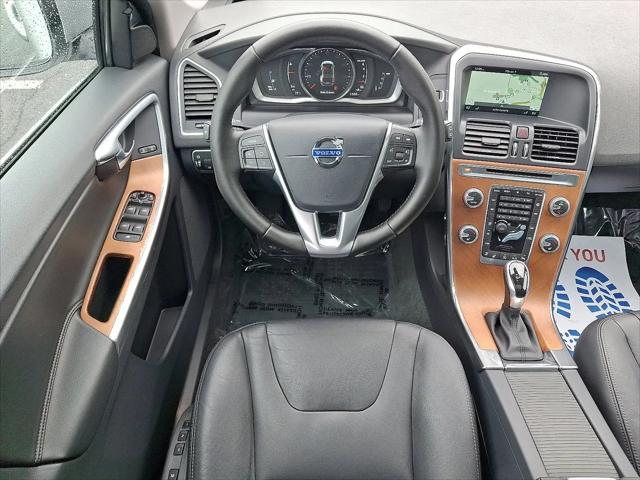 2017 Volvo XC60 T5 Inscription