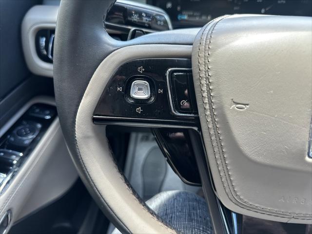 2022 Lincoln Aviator Standard