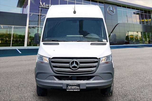2023 Mercedes-Benz Sprinter 2500 Standard Roof 4-Cyl Gas