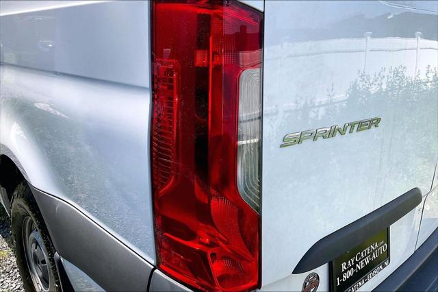 2023 Mercedes-Benz Sprinter 2500 Standard Roof 4-Cyl Gas