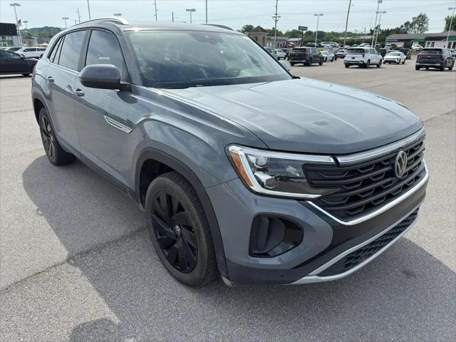 2024 Volkswagen Atlas Cross Sport 2.0T SE w/Technology