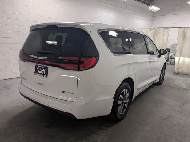 2023 Chrysler Pacifica Hybrid Limited