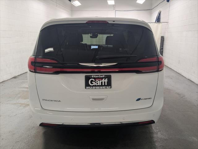 2023 Chrysler Pacifica Hybrid Limited