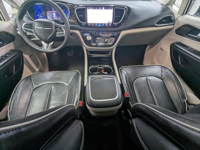 2023 Chrysler Pacifica Hybrid Limited