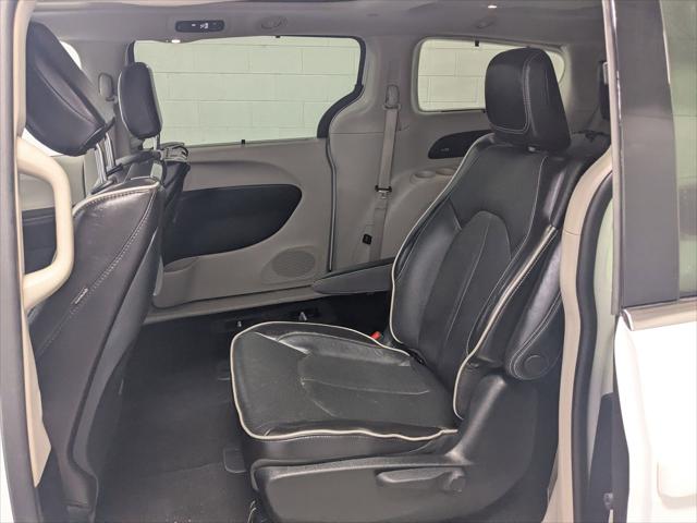 2023 Chrysler Pacifica Hybrid Limited