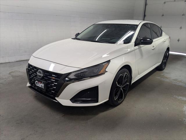 2023 Nissan Altima SR Intelligent AWD