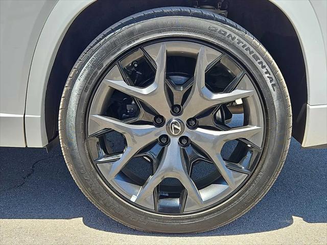 2025 Lexus TX 500h F SPORT Premium