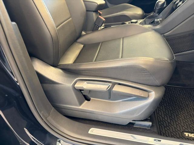 2020 Volkswagen Tiguan 2.0T SE R-Line Black