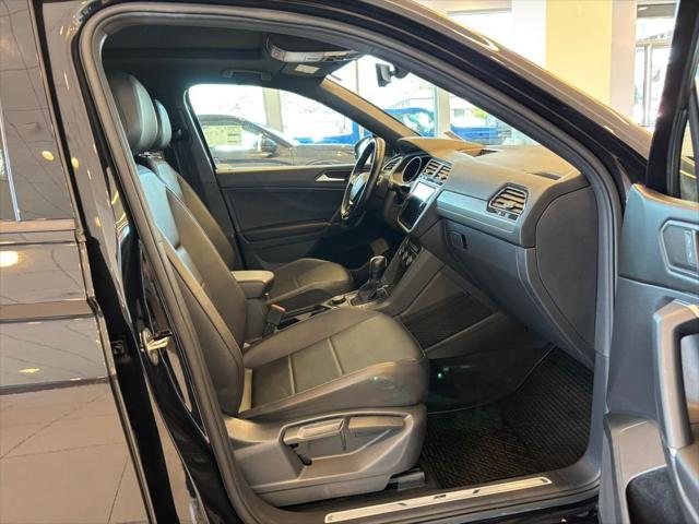 2020 Volkswagen Tiguan 2.0T SE R-Line Black