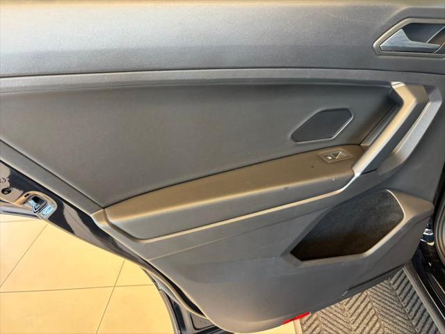 2020 Volkswagen Tiguan 2.0T SE R-Line Black