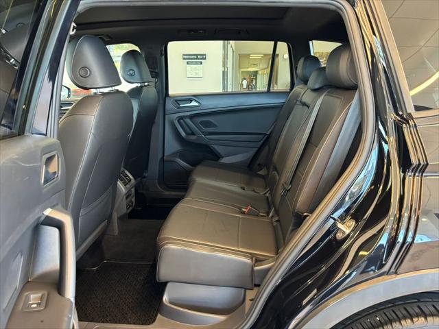 2020 Volkswagen Tiguan 2.0T SE R-Line Black