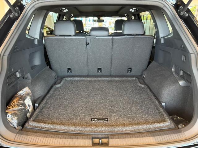 2020 Volkswagen Tiguan 2.0T SE R-Line Black