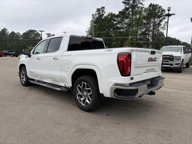 2022 GMC Sierra 1500 4WD Crew Cab Short Box SLT