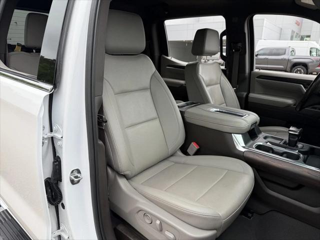 2022 GMC Sierra 1500 4WD Crew Cab Short Box SLT
