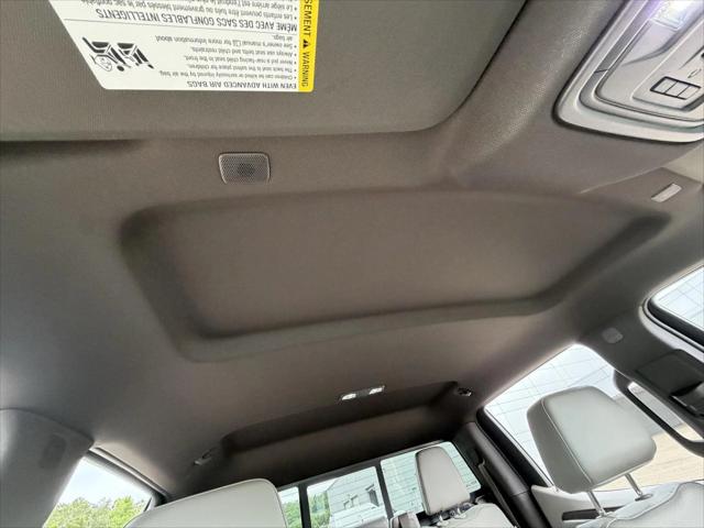 2022 GMC Sierra 1500 4WD Crew Cab Short Box SLT