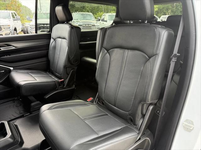 2023 Jeep Wagoneer Series II Carbide 4x2