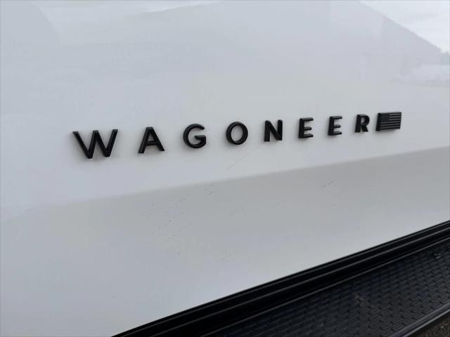 2023 Jeep Wagoneer Series II Carbide 4x2