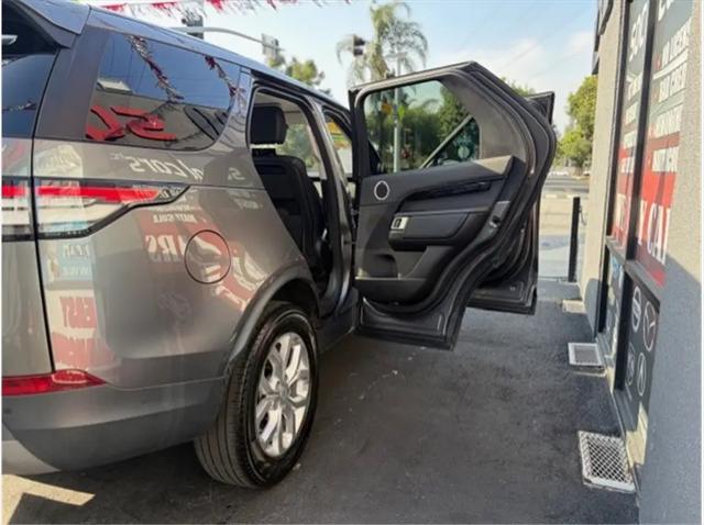 2019 Land Rover Discovery SE