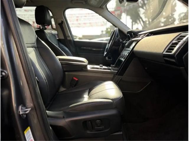 2019 Land Rover Discovery SE