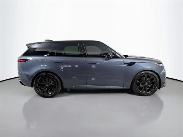 2025 Land Rover Range Rover Sport P460 Dynamic SE