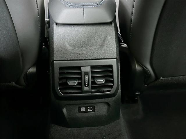 2026 BMW Coupe xDrive