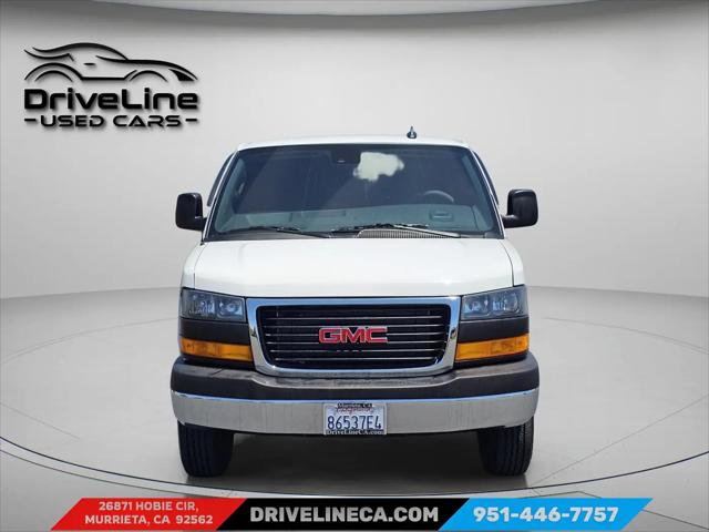 2025 GMC Savana Passenger RWD 3500 Extended Wheelbase LT