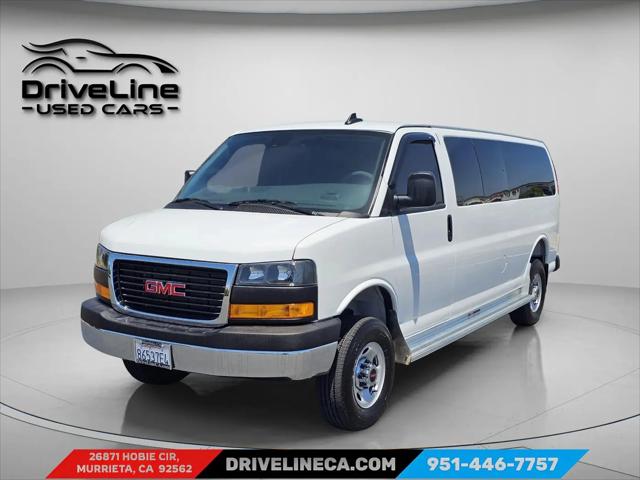 2025 GMC Savana Passenger RWD 3500 Extended Wheelbase LT