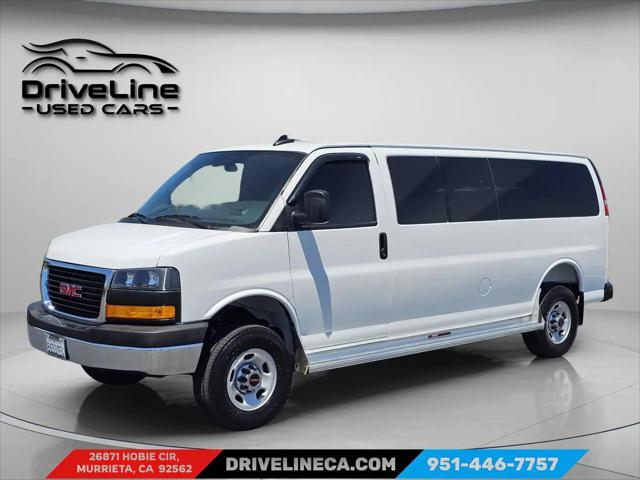 2025 GMC Savana Passenger RWD 3500 Extended Wheelbase LT