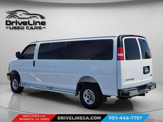 2025 GMC Savana Passenger RWD 3500 Extended Wheelbase LT