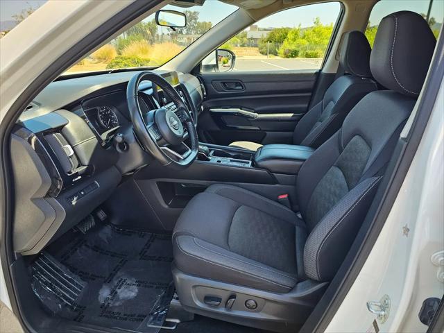2024 Nissan Pathfinder SV FWD