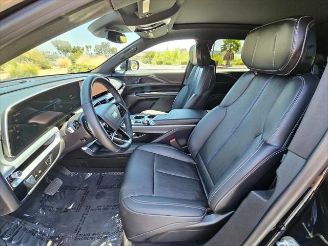 2024 Cadillac iQ Luxury w/1SC