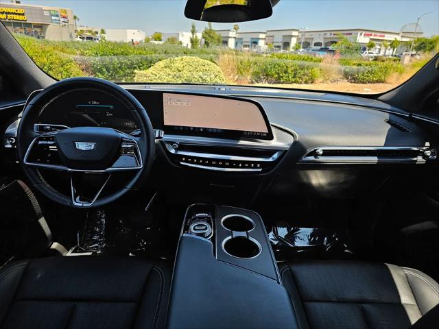 2024 Cadillac iQ Luxury w/1SC