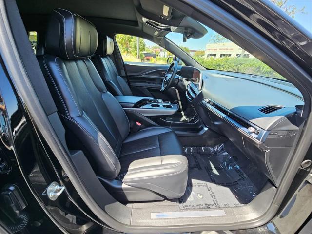 2024 Cadillac iQ Luxury w/1SC