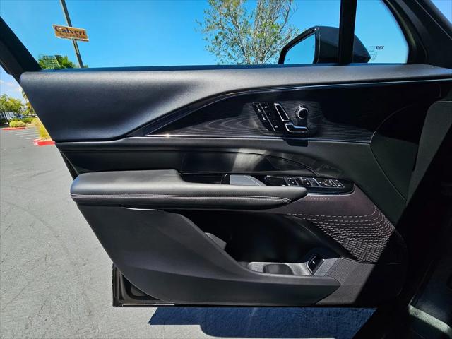 2024 Cadillac iQ Luxury w/1SC