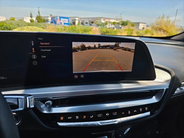 2024 Cadillac iQ Luxury w/1SC