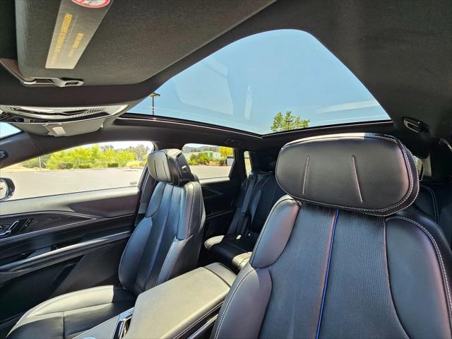 2024 Cadillac iQ Luxury w/1SC