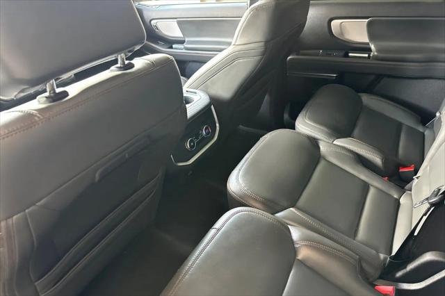 2025 Ford Expedition Active MAX
