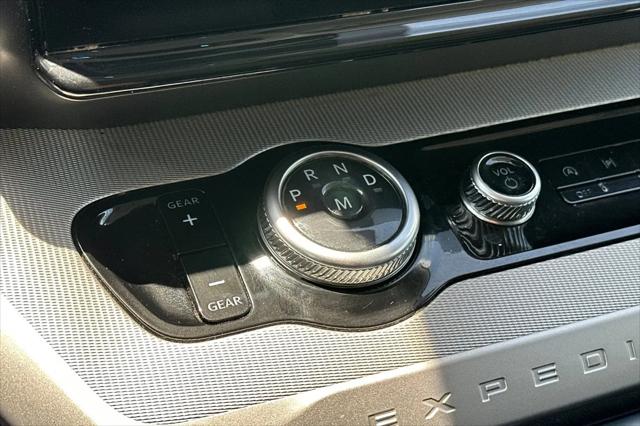 2025 Ford Expedition Active MAX