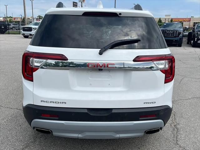 2023 GMC Acadia AWD SLT