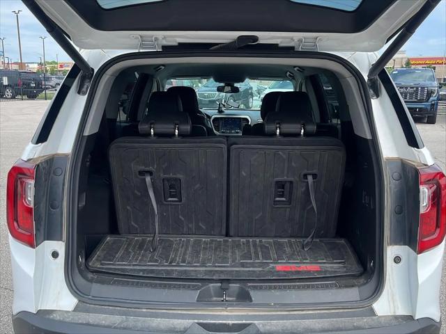 2023 GMC Acadia AWD SLT