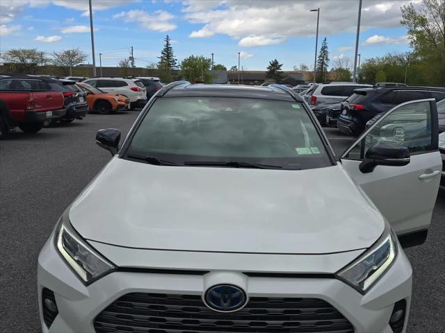 2019 Toyota RAV4 Hybrid XSE